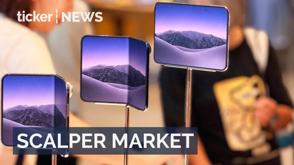 iPhone Duo prices fall in China’s scalper market